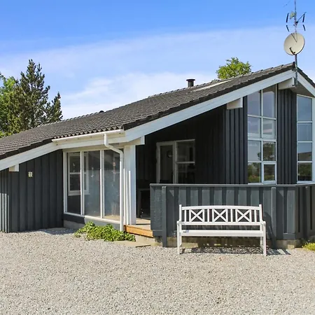 Holiday home Carli - 1-2km From The Sea In Djursland And Mols By Interhome